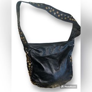 VINTAGE Black Leather Studded shoulder bag